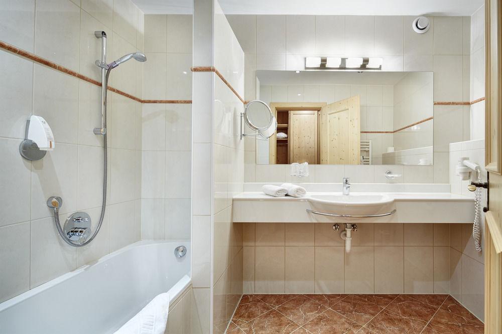 Auenhotel Тукс Екстер'єр фото